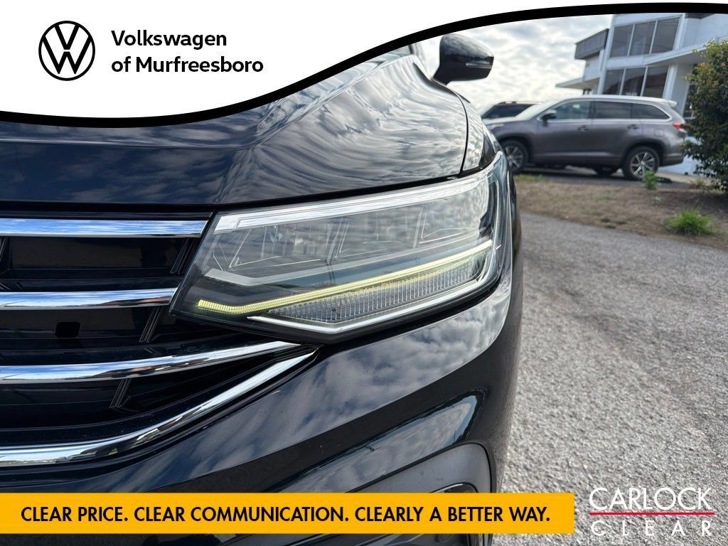 Certified 2023 Volkswagen Tiguan SE FWD image 11