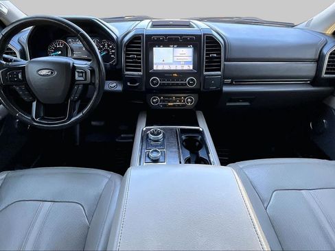 Used 2018 Ford Expedition Limited AWD/4WD image 16