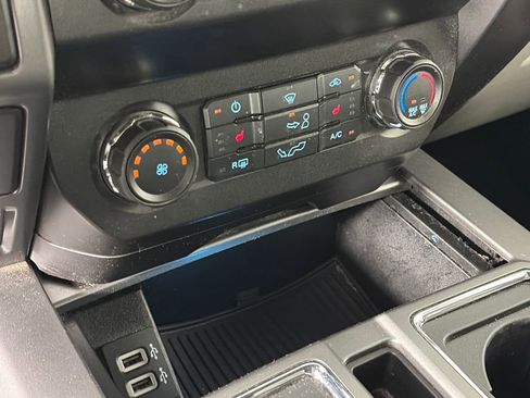 Used 2019 Ford F150 XLT w/ Equipment Group 302A Luxury image 19