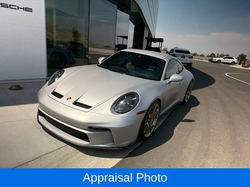 Certified 2024 Porsche 911 GT3 RWD image 3