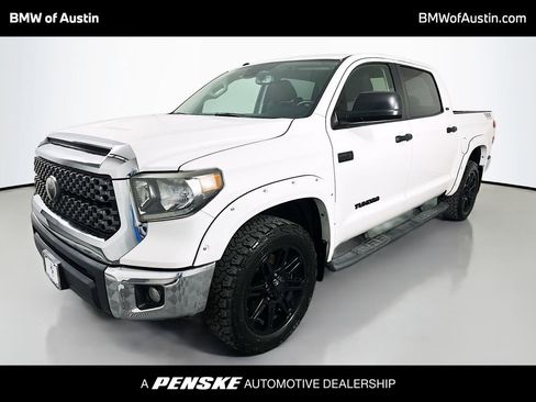 Used 2018 Toyota Tundra SR5 w/ SR5 Upgrade Package RWD image 1