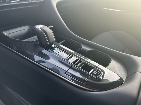 Used 2024 Toyota Crown image 25