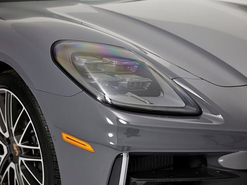 New 2026 Porsche Panamera 4 AWD/4WD image 17