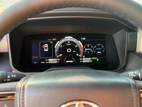 New 2026 Toyota Tundra Platinum AWD/4WD image 24