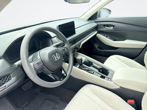 Used 2026 Honda Accord LX image 10