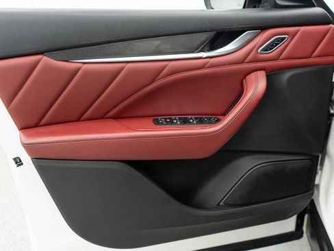 Used 2022 Maserati Levante GT image 14