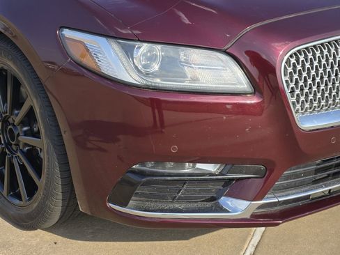 Used 2018 Lincoln Continental Reserve w/ Rear-seat Package image 30