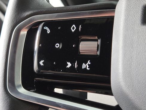 Used 2023 Land Rover Range Rover Evoque R-Dynamic SE AWD/4WD image 24