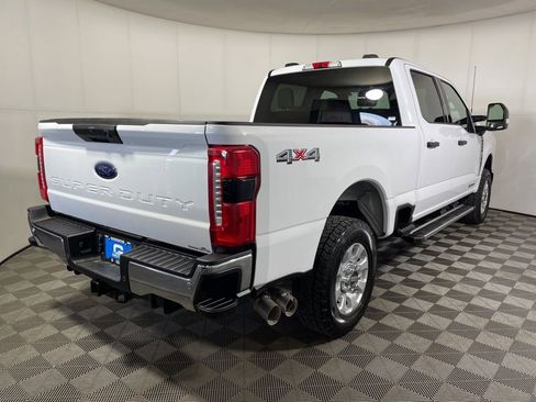 Used 2024 Ford F250 XLT w/ 360-Degree Camera Package AWD/4WD image 7