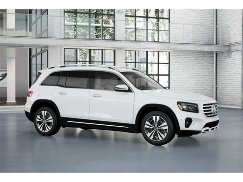 New 2025 Mercedes-Benz GLB 250 4MATIC image 13