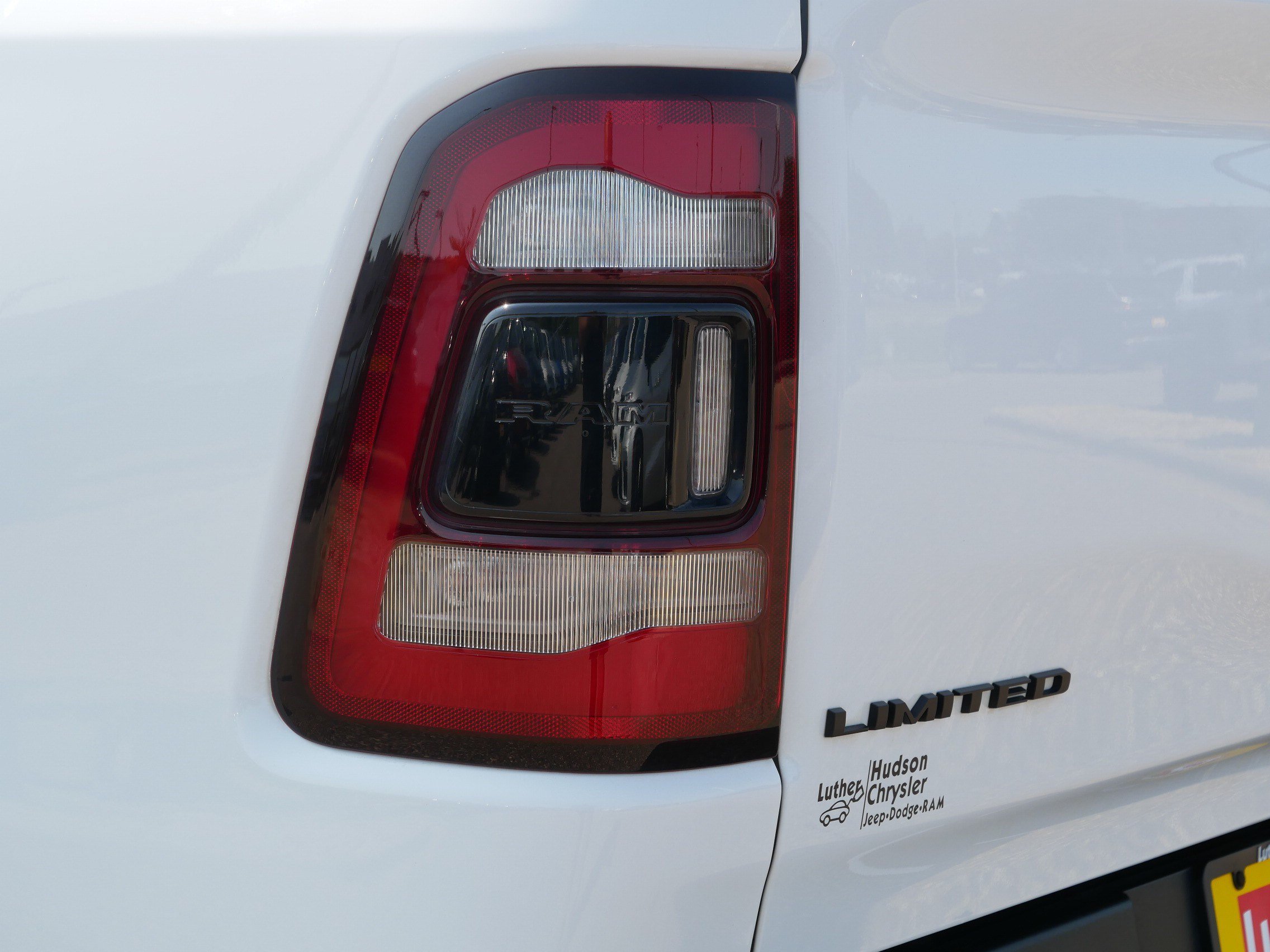 Used 2022 RAM 1500 Limited AWD/4WD image 17