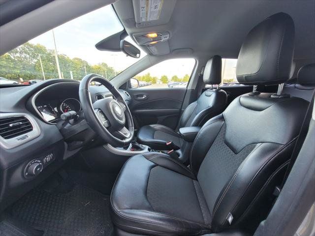 Used 2020 Jeep Compass Latitude w/ Cold Weather Group AWD/4WD image 14