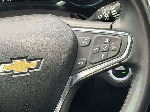 Used 2021 Chevrolet Equinox LT image 13