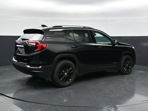 Used 2023 GMC Terrain SLT w/ Infotainment Package II AWD/4WD image 2
