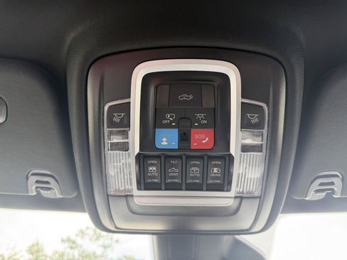 Used 2026 RAM 1500 Limited AWD/4WD image 14