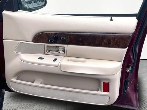 Used 2006 Mercury Grand Marquis LS image 24