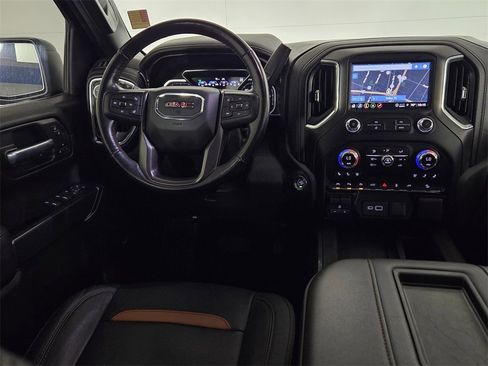 Used 2021 GMC Sierra 1500 AT4 w/ AT4 Premium Package image 9