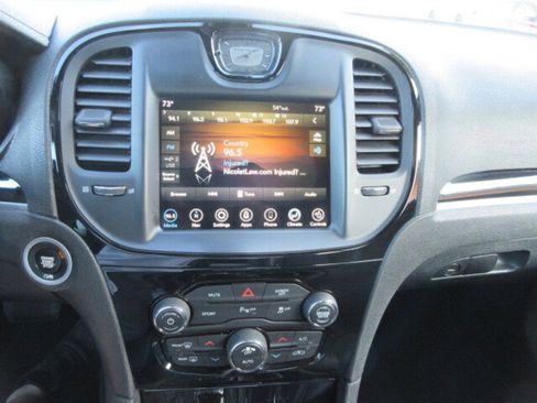 Used 2023 Chrysler 300 S w/ Comfort Group image 19