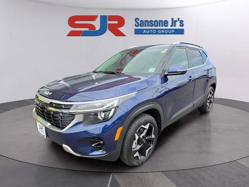 Certified 2024 Kia Seltos EX AWD/4WD image 1