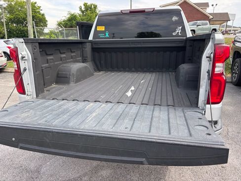Used 2021 Chevrolet Silverado 1500 Custom RWD image 10