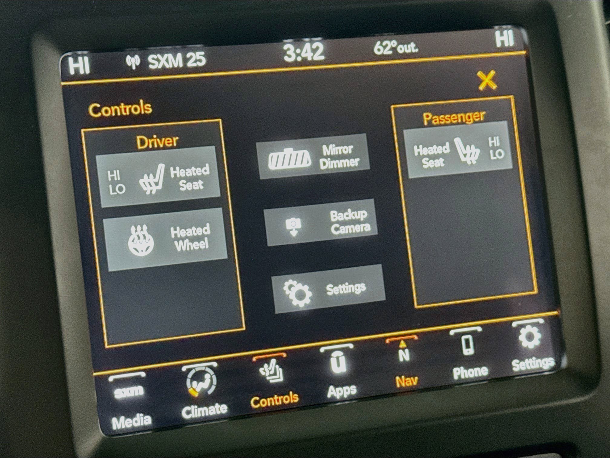 Used 2023 Jeep Cherokee Altitude Lux AWD/4WD image 4