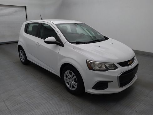 Used 2017 Chevrolet Sonic LT FWD image 13