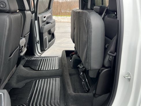 Used 2025 Chevrolet Silverado 1500 RST image 38