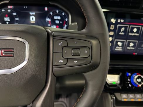 Used 2024 GMC Sierra 1500 AT4 w/ AT4 Premium Package AWD/4WD image 19