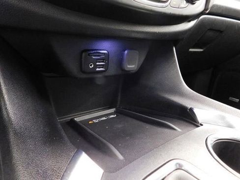 Used 2023 Chevrolet Traverse RS w/ LPO, Floor Liner Package image 32