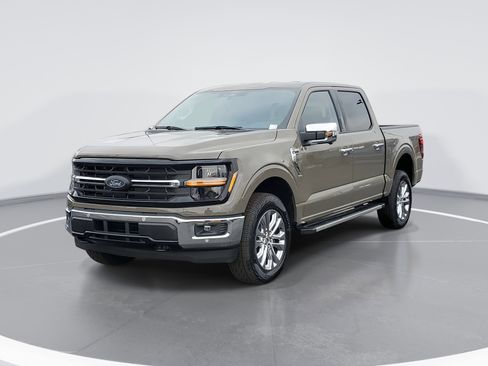 New 2026 Ford F150 XLT w/ Equipment Group 302A MID image 1