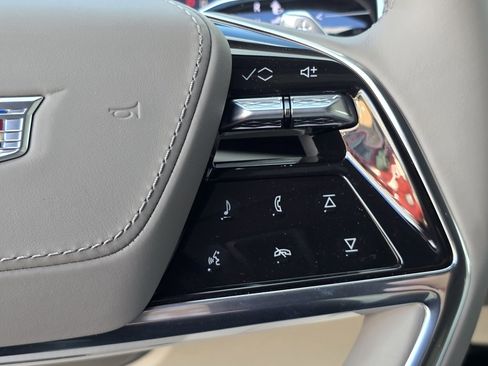 New 2026 Cadillac Escalade ESV Platinum Sport w/ LPO, ONYX Package image 26