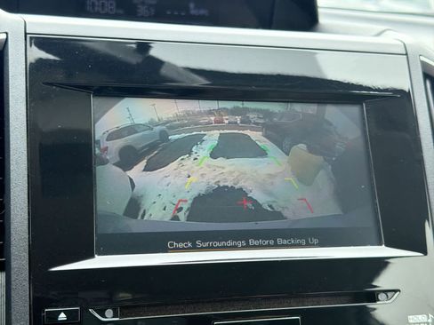 Used 2021 Subaru Crosstrek 2.0i Premium image 29