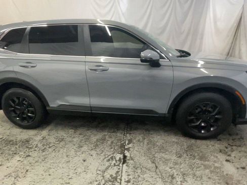 Used 2023 Honda CR-V LX image 5