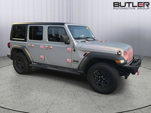 Used 2023 Jeep Wrangler Unlimited Sport AWD/4WD image 5