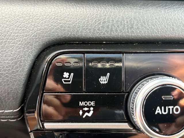 Certified 2023 Honda Pilot Elite image 19