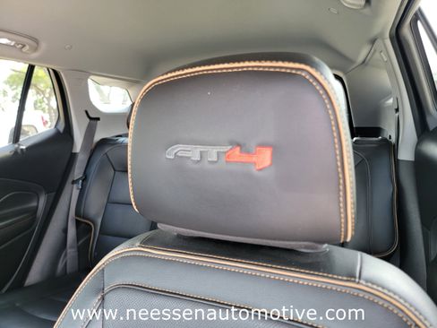 Used 2022 GMC Terrain AT4 w/ Infotainment Package II image 18