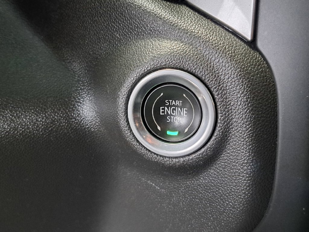 Used 2021 Chevrolet Silverado 1500 RST AWD/4WD image 14