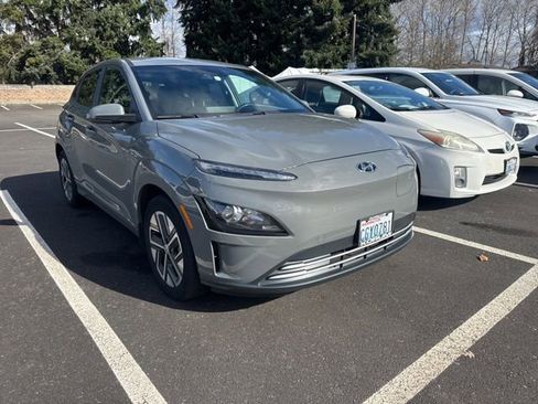 Certified 2023 Hyundai Kona SE image 2