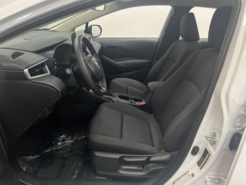 Used 2024 Toyota Corolla LE image 11