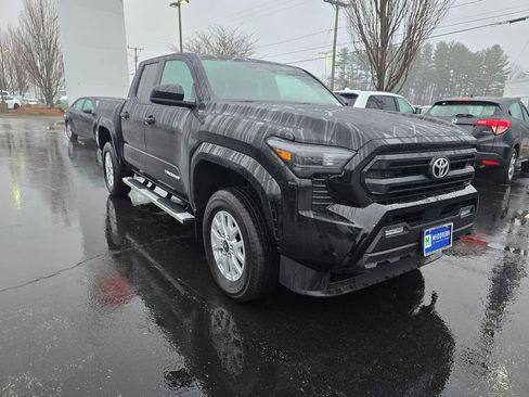 Used 2024 Toyota Tacoma SR5 image 10