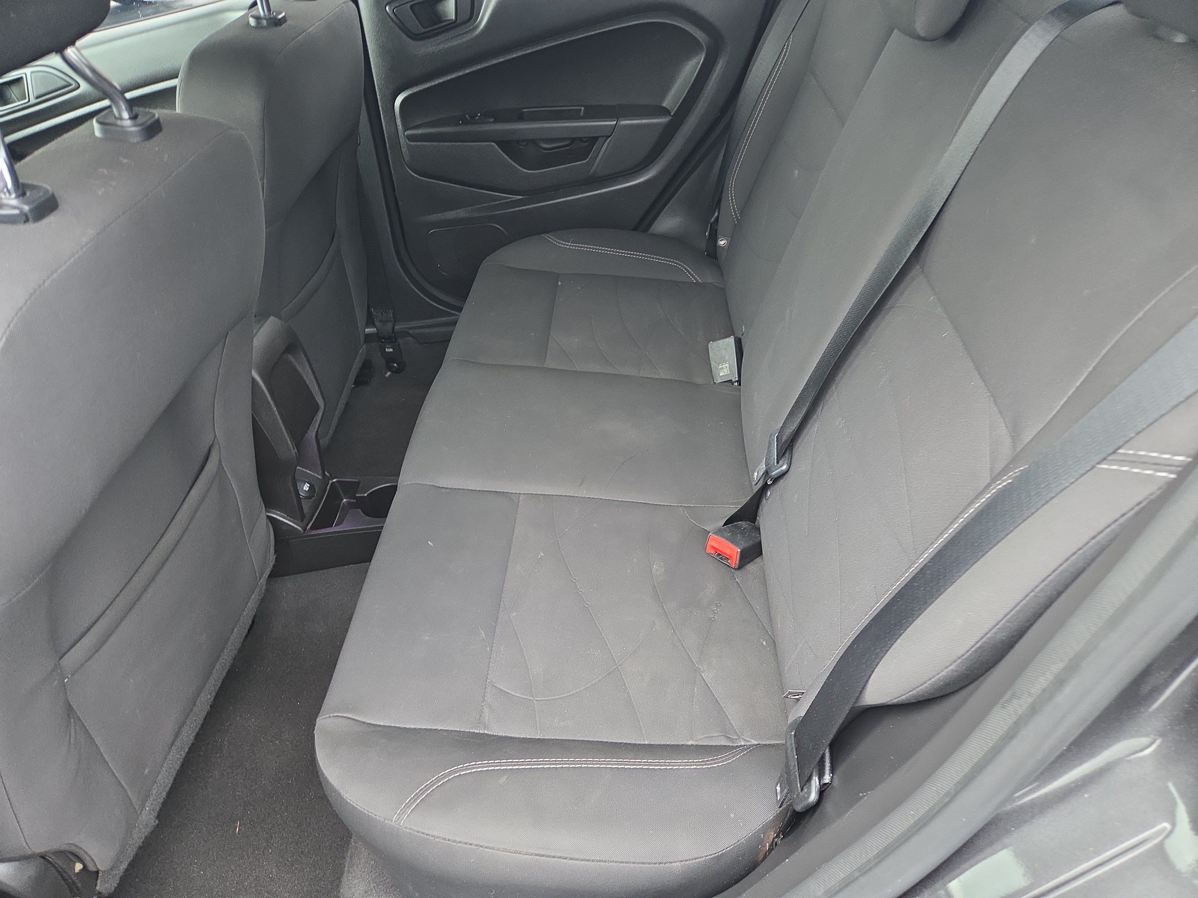 Used 2017 Ford Fiesta SE FWD image 12