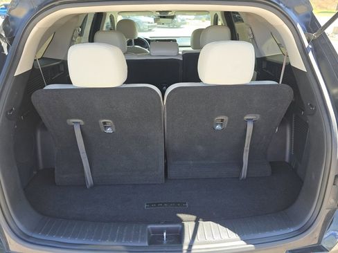 Used 2022 Kia Sorento S FWD image 7