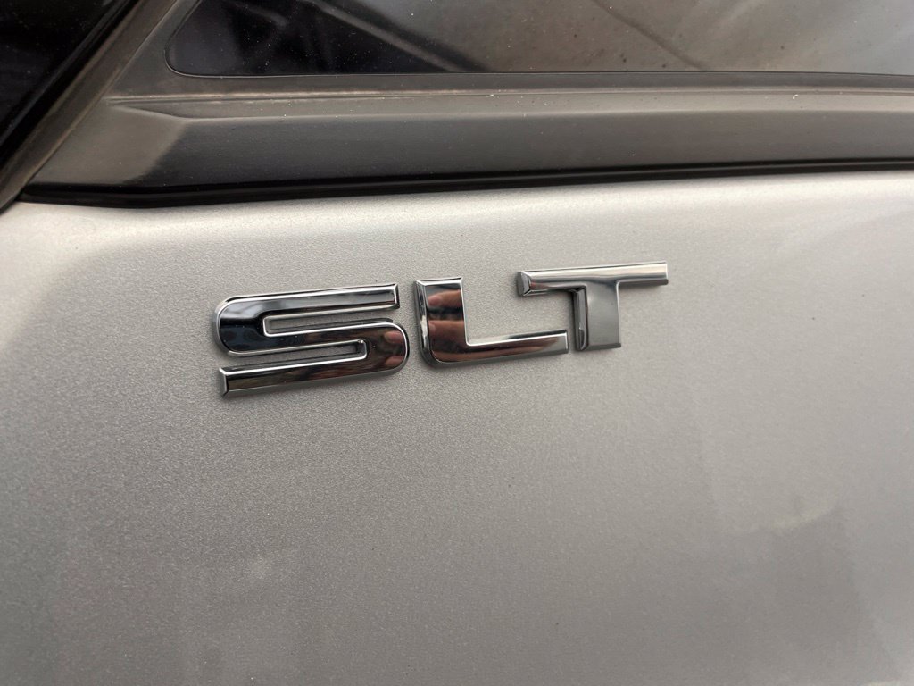 Used 2019 GMC Terrain SLT w/ Preferred Package FWD image 9