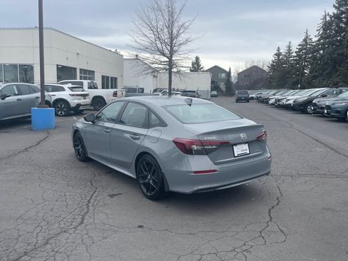 Used 2025 Honda Civic Sport image 6
