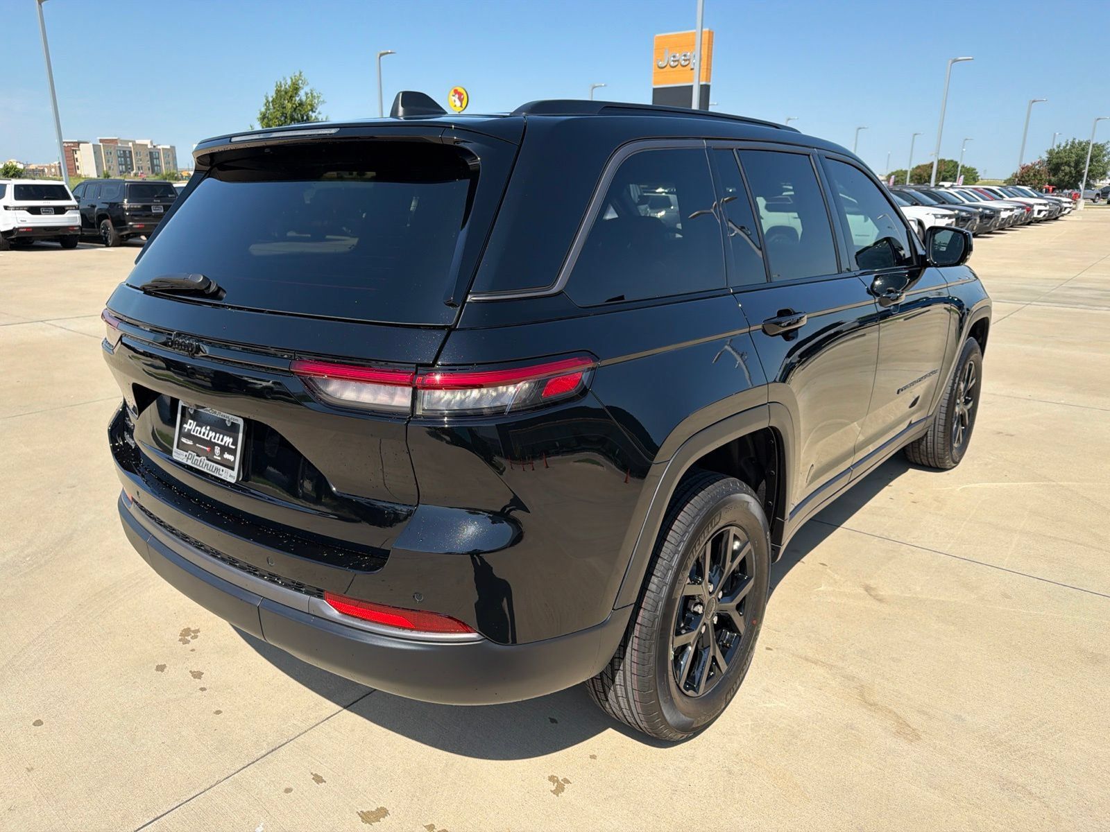 New 2026 Jeep Grand Cherokee Altitude AWD/4WD image 5