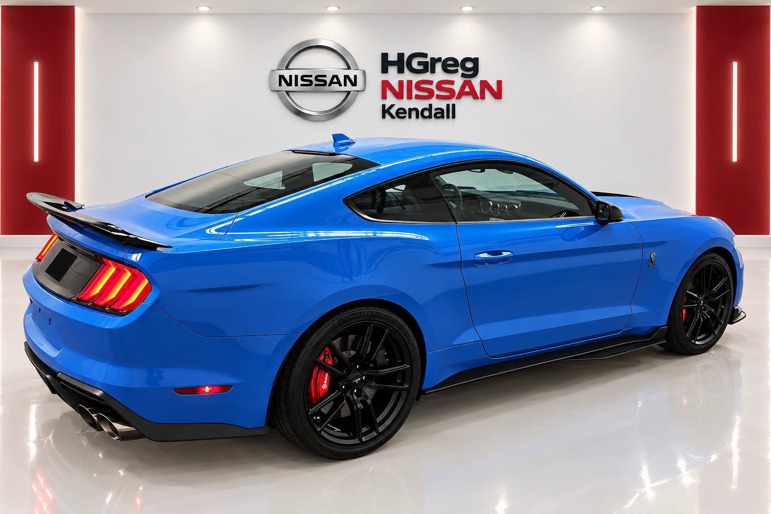Used 2022 Ford Mustang Shelby GT500 w/ Technology Package RWD image 4