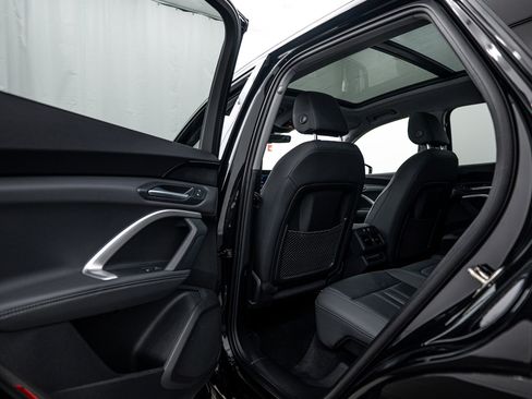 Certified 2025 Audi Q5 Premium w/ Convenience Package image 16