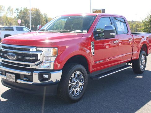 Used 2022 Ford F250 Lariat w/ Chrome Package image 3