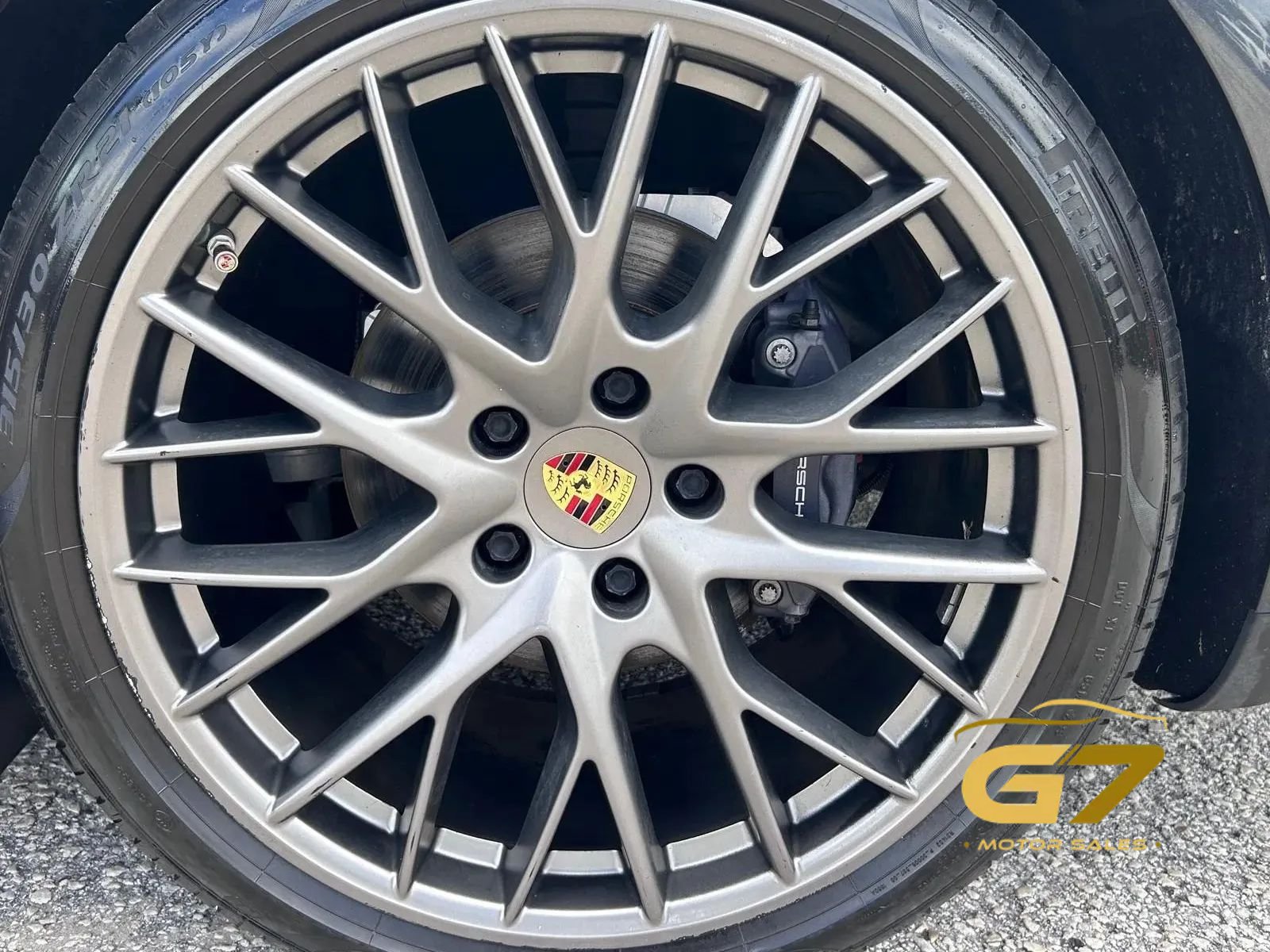 Used 2018 Porsche Panamera RWD image 47