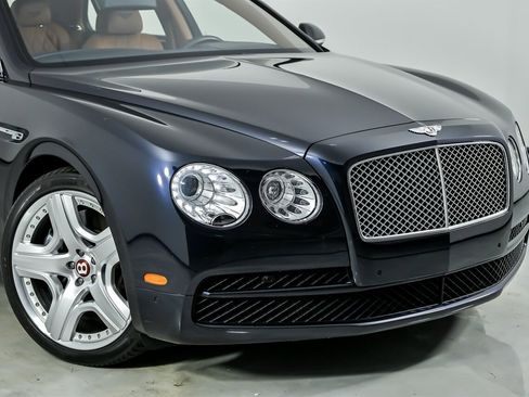 Used 2015 Bentley Flying Spur V8 image 3